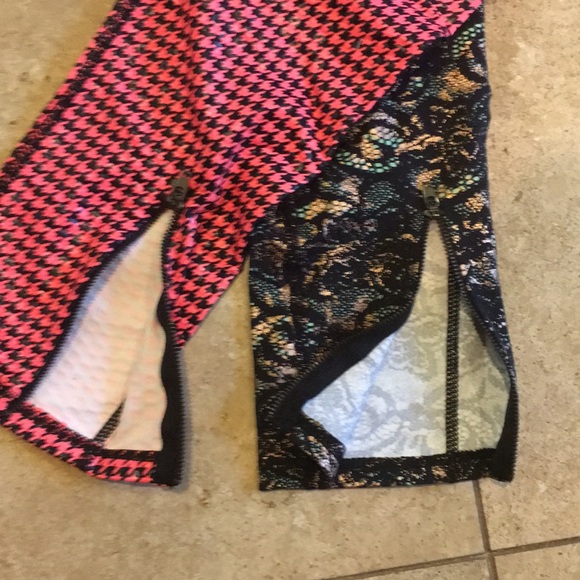 BodyRock Sport bundle of two full length leggings - Picture 3 of 8